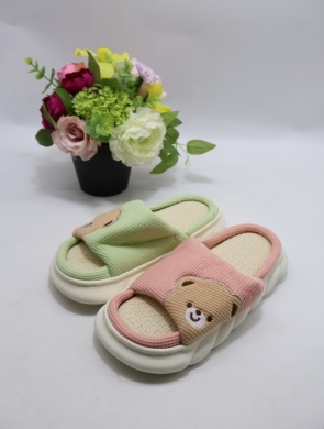 Kapcie damskie (36-41) 6610 MIX