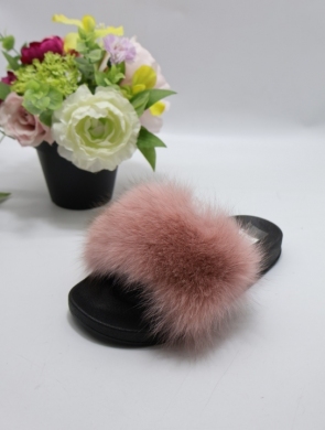 Klapki damskie z futerkiem (36-41) W2018 PINK