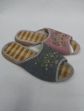 Kapcie damskie (36-41) S50-OP MIX