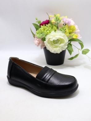 Półbuty damskie na płaskim (36-42) F046-1