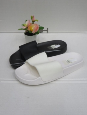 Basenówki damskie (36-41) D237 MIX