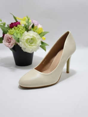 Czółenki damskie na szpilce (36-41) 66-8 BEIGE
