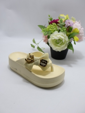 Basenówki damskie (36-41) 18352-2 BEIGE