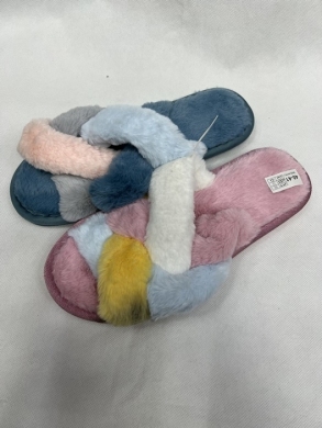 Kapcie damskie ocieplane (36-41) WG131 MIX