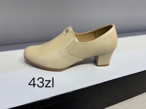 Półbuty damskie na obcasie (36-42) 6315