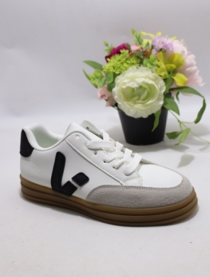 Buty sportowe damskie na płaskim (36-41) 88-92 WHITE