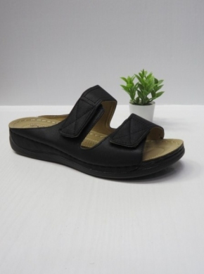 Klapki damskie na koturnie (36-42) CC2222 BLACK