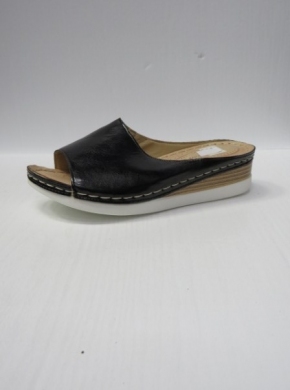 Klapki damskie na koturnie (36-41) W8359-1