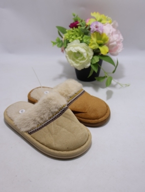Kapcie damskie ocieplane (36-41) F86-216 MIX