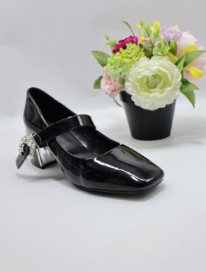 Czółenki damskie na obcasie (36-41) XYH-23901-1 BLACK