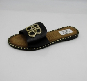 Klapki damskie na płaskim (36-41) DM100 BLACK