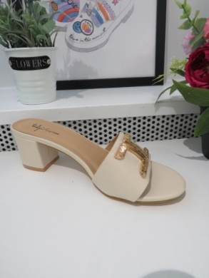 Klapki damskie na obcasie (36-41) 655-A1 BEIGE