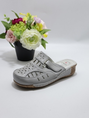 Klapki damskie na koturnie (36-42) B25-3 GREY
