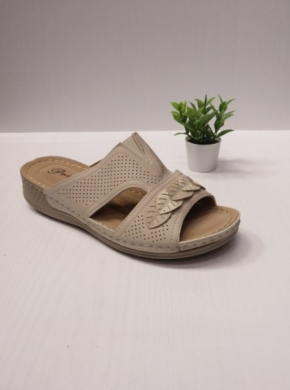 Klapki damskie na koturnie (36-42) 92032-4