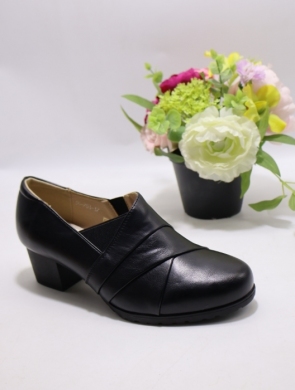 Półbuty damskie na obcasie (36-41) SG-703 BLACK