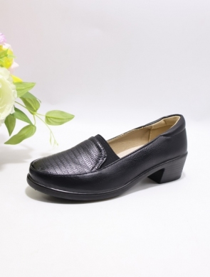 Półbuty damskie na obcasie (36-41) 22T84-1 BLACK