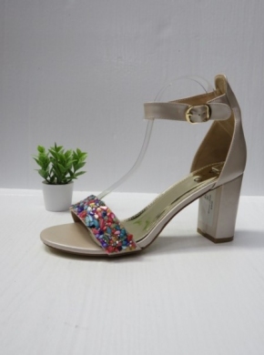 Sandały damskie na obcasie (36-41) B8109 BEIGE