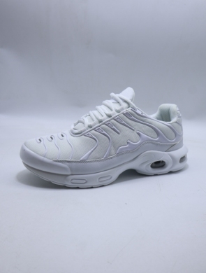 Buty sportowe męskie (41-46) M2024N-3