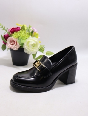 Półbuty damskie na obcasie (36-41) 264 BLACK