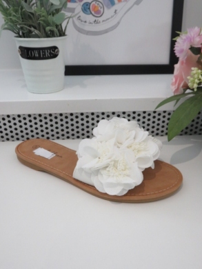 Klapki damskie na płaskim (36-41) MS9058 WHITE