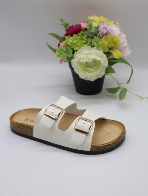 Klapki damskie na płaskim (36-41) 2410-7 WHITE