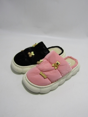 Kapcie damskie ocieplane (36-41) W069 MIX