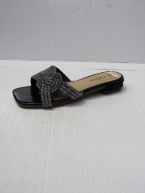 Klapki damskie na płaskim (36-41) WL605 BLACK