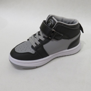 Buty sportowe chłopięce (26-31) GQ118 BLACK/GREY