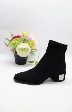 Botki damskie na obcasie (36-41) 2592A BLACK