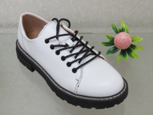 Półbuty damskie na płaskim (36-41) C21-70215 WHITE