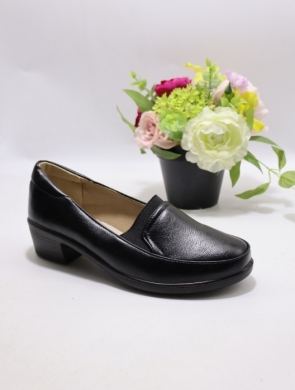 Półbuty damskie na obcasie (36-42) 9T1002-1 BLACK