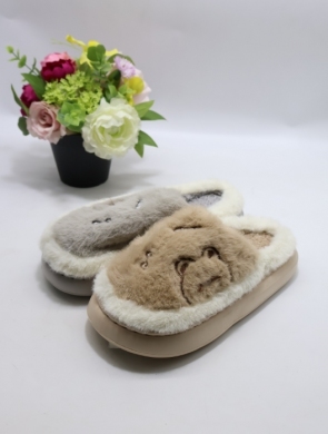 Kapcie damskie ocieplane (36-41) 2427 MIX