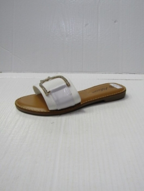 Klapki damskie na płaskim (36-41) WL597 WHITE