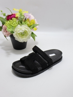 Klapki damskie na płaskim (36-41) 8-169 BLACK