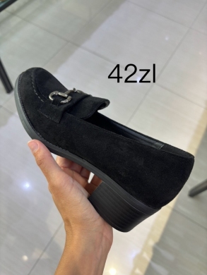 Półbuty damskie na obcasie (36-42) 6388