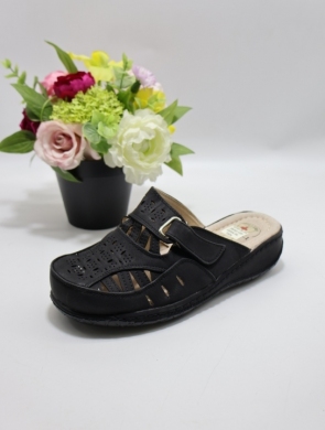 Klapki damskie na płaskim (39-42) 1018A BLACK