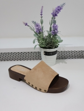 Klapki damskie na płaskim (36-41) 77-656 BEIGE