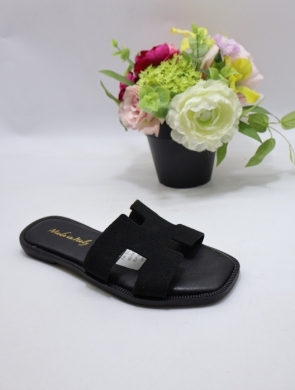 Klapki damskie na płaskim (36-41) 02 BLACK