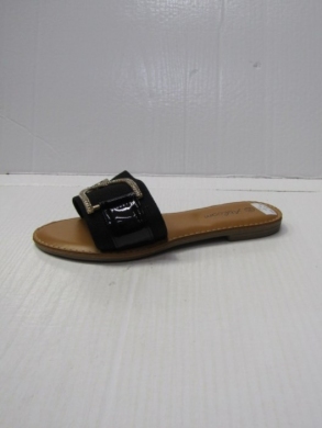 Klapki damskie na płaskim (36-41) WL597 BLACK