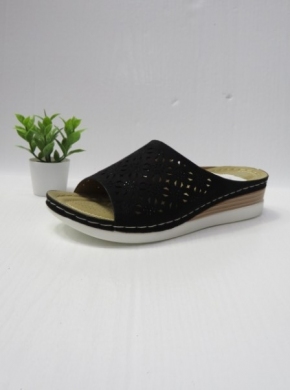 Klapki damskie na koturnie (36-41) N22-885 BLACK