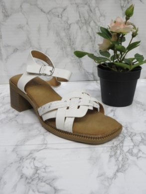 Sandały damskie na obcasie (36-41) SK102 WHITE