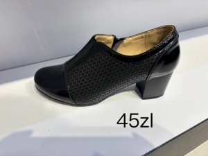 Półbuty damskie na obcasie (36-42) 6317
