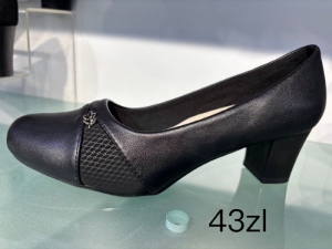 Półbuty damskie na obcasie (36-42) 6302